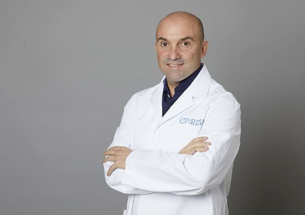 Dr.  Martín Hernández